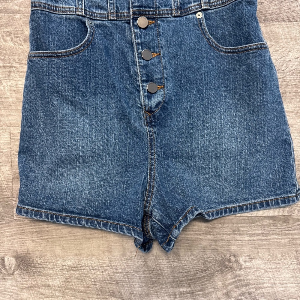 Volcom Denim Button Up Romper Dark Wash Shorts Womens Sz. S(4/6) - Picture 4 of 7